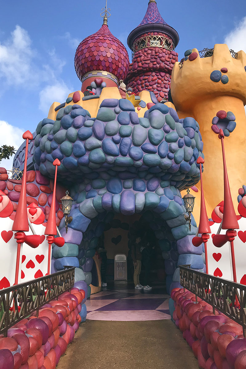 Attraction Alice au Pays des Merveilles Disneyland Paris