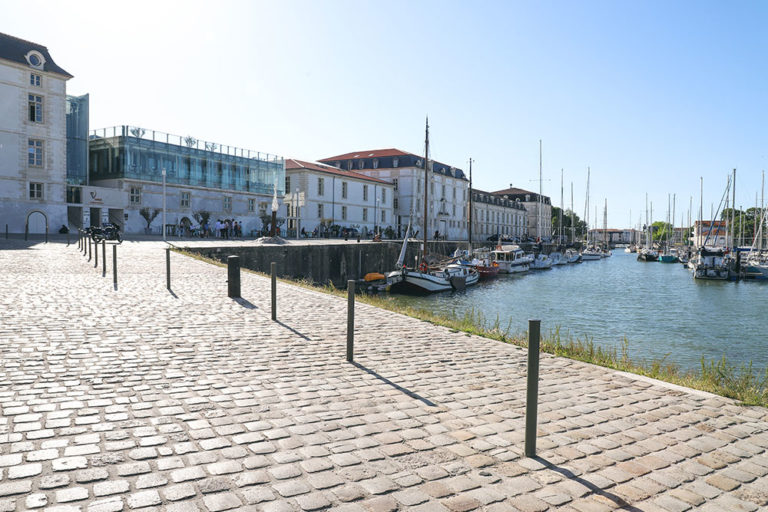 Lire la suite à propos de l’article 6 hôtels pour votre séjour à Rochefort en Charente-Maritime