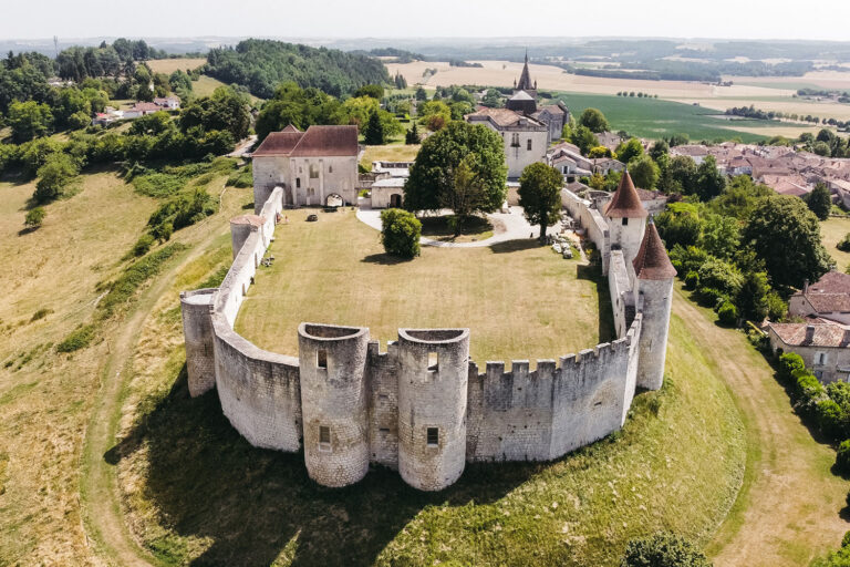 Lire la suite à propos de l’article Que faire et que voir lors d’un séjour en Sud Charente ?