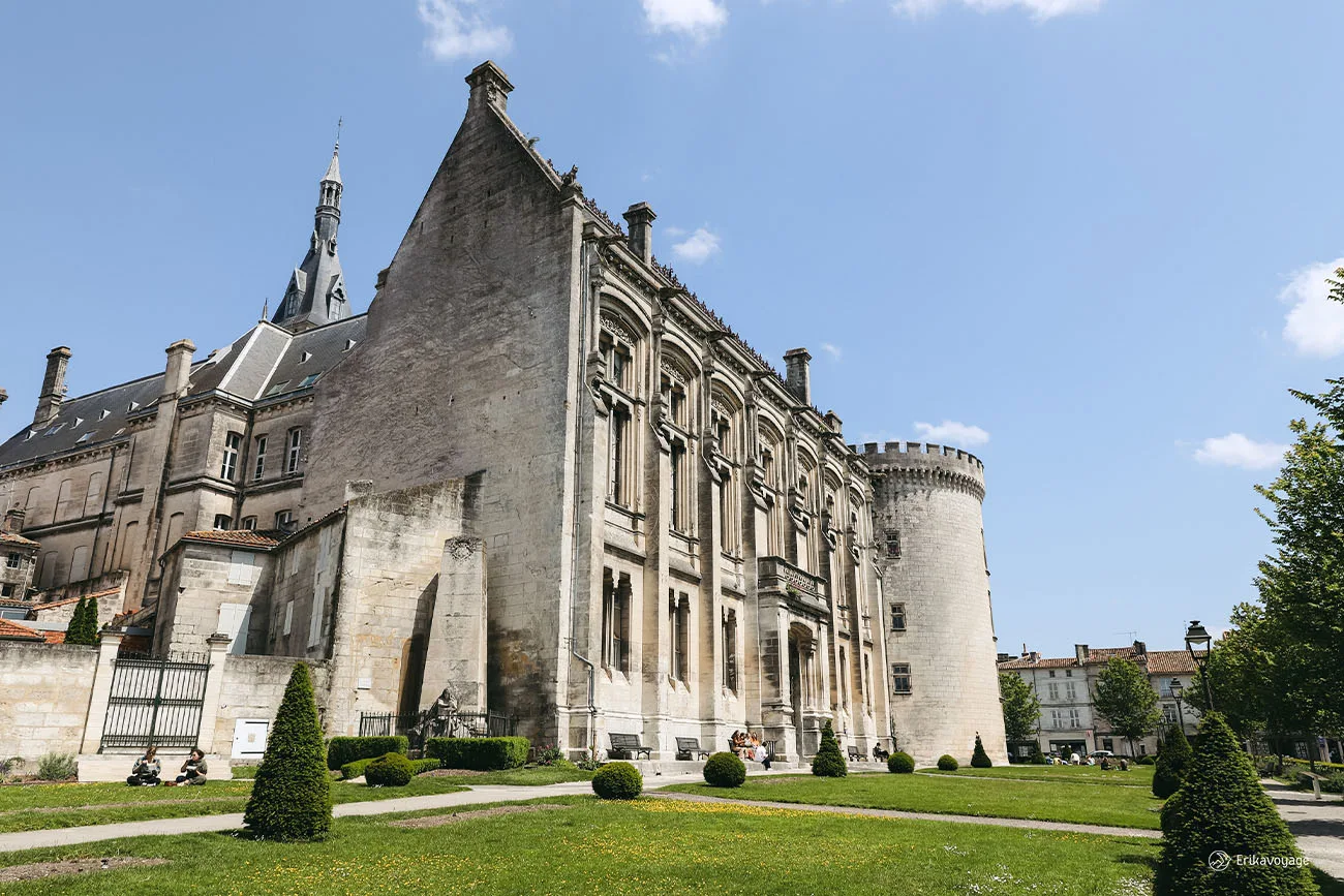 Hôtel de ville Château Angoulême